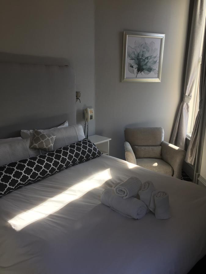 Hillcrest Hotel リンカーン エクステリア 写真